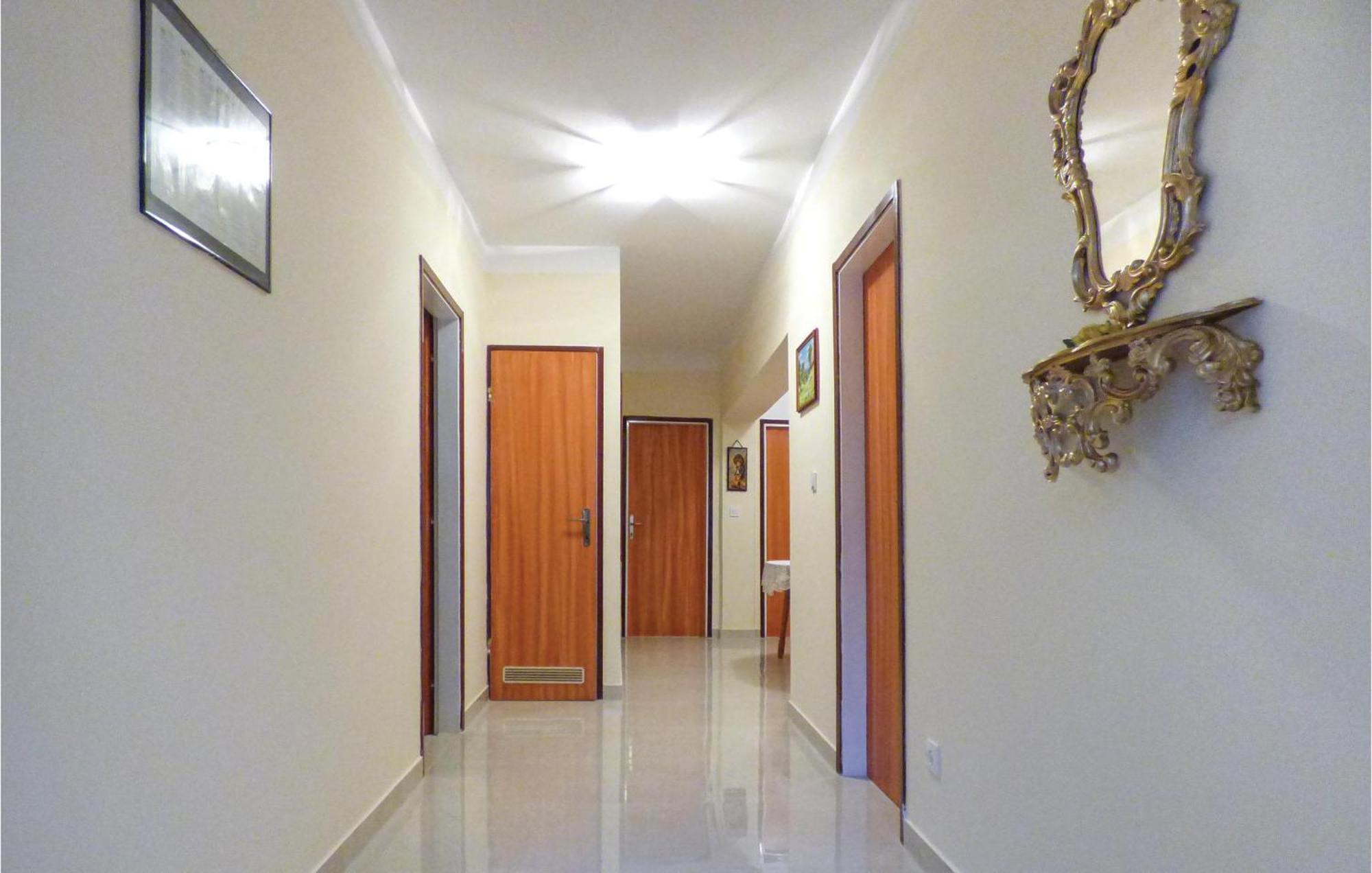 Beautiful Apartment In Omis With Wifi Εξωτερικό φωτογραφία